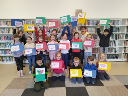 Druháčci z béčka navštívili knihovnu