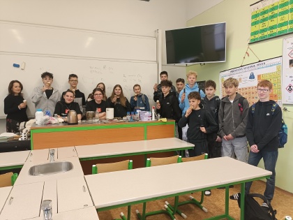 Hodiny moderní chemie